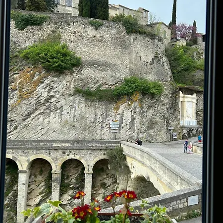 La Maison Du Pont Βίλα